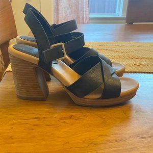 Kork-Ease Platform Sandal, Black Straps (Size 8)